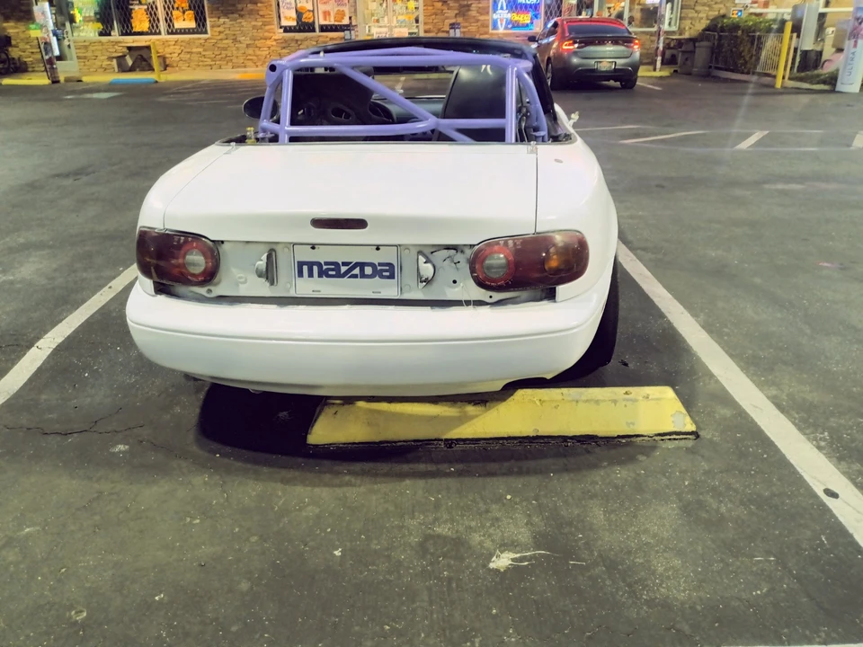 1991 Mazda NA MX-5 Miata - Image 8 of 12