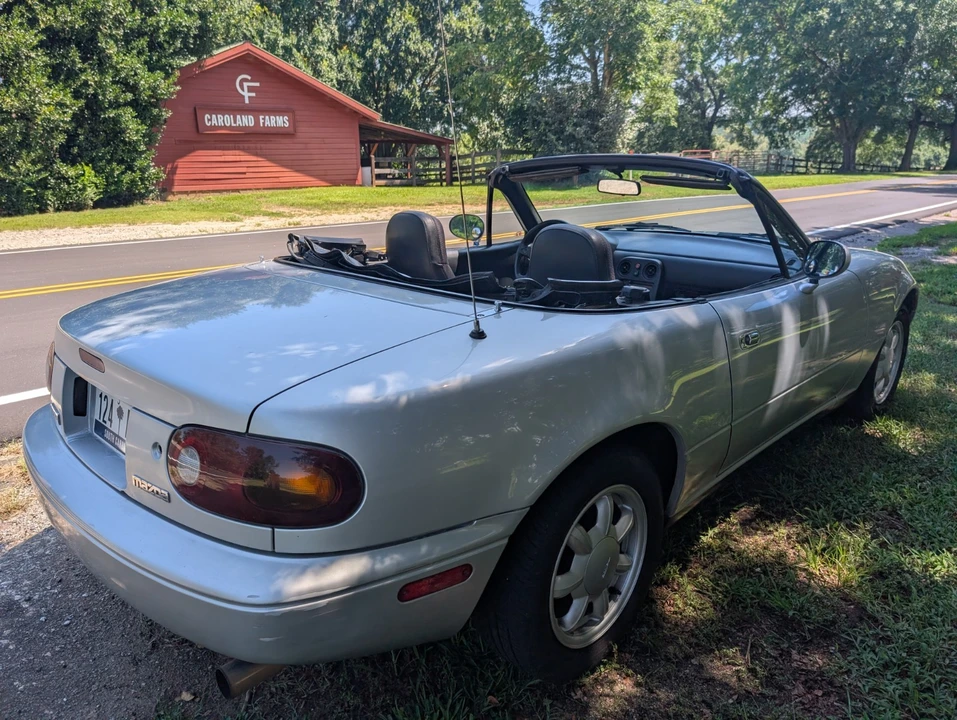 1991 Mazda NA MX-5 Miata - Image 8 of 31