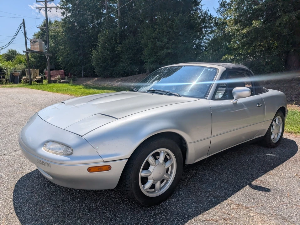 1991 Mazda NA MX-5 Miata - Image 2 of 31