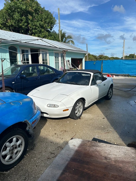 1991 Mazda NA MX-5 Miata - Image 2 of 8
