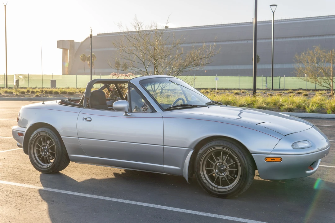 1991 Mazda NA MX-5 Miata - Image 16 of 31