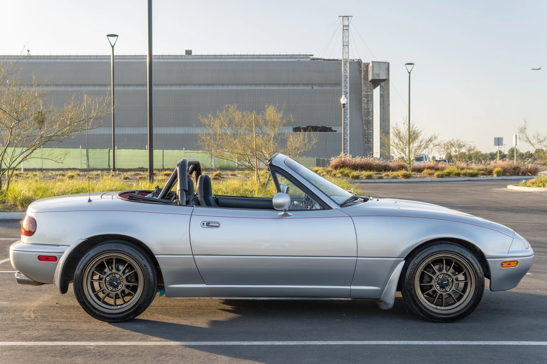 1991 Mazda NA MX-5 Miata - Image 3 of 31
