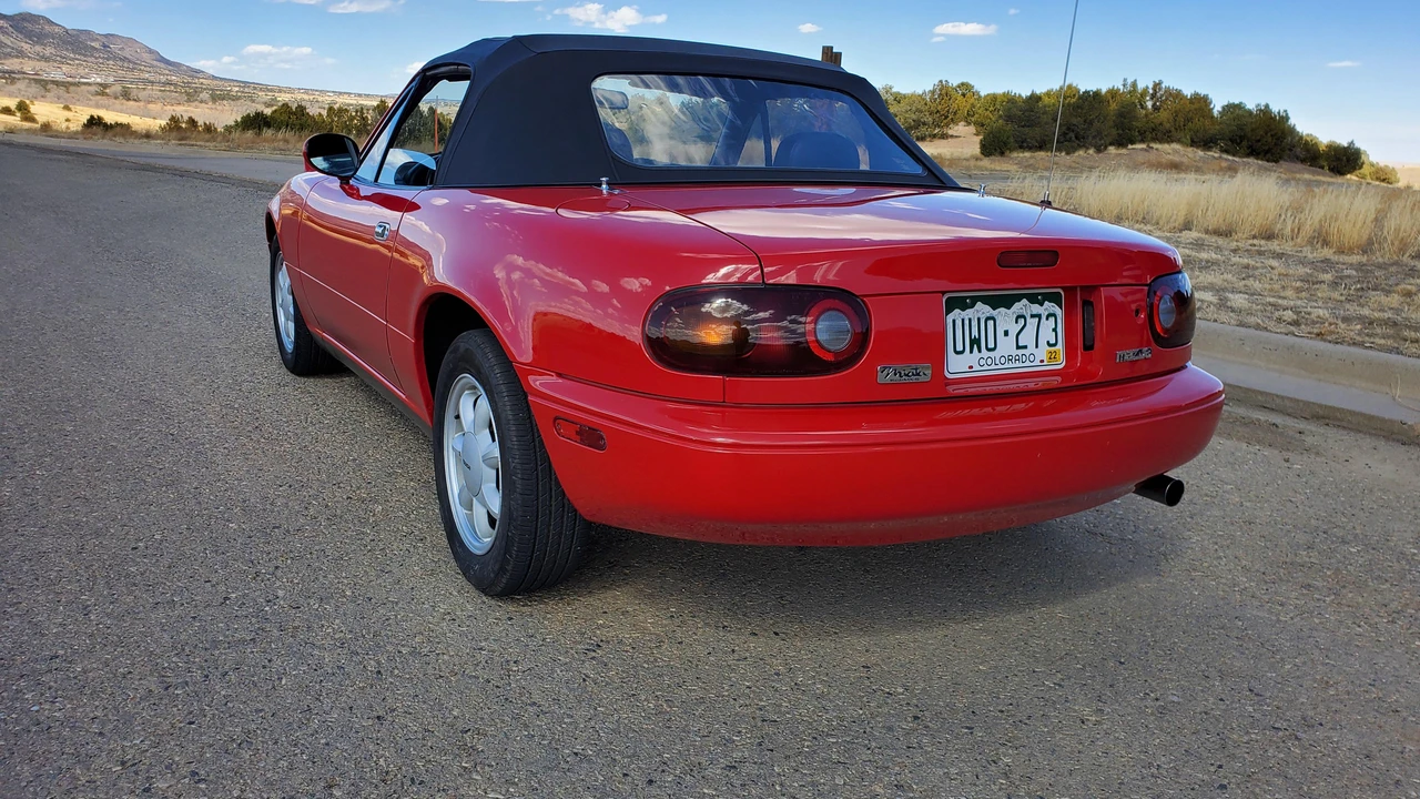 1991 Mazda NA MX-5 Miata - Image 25 of 31