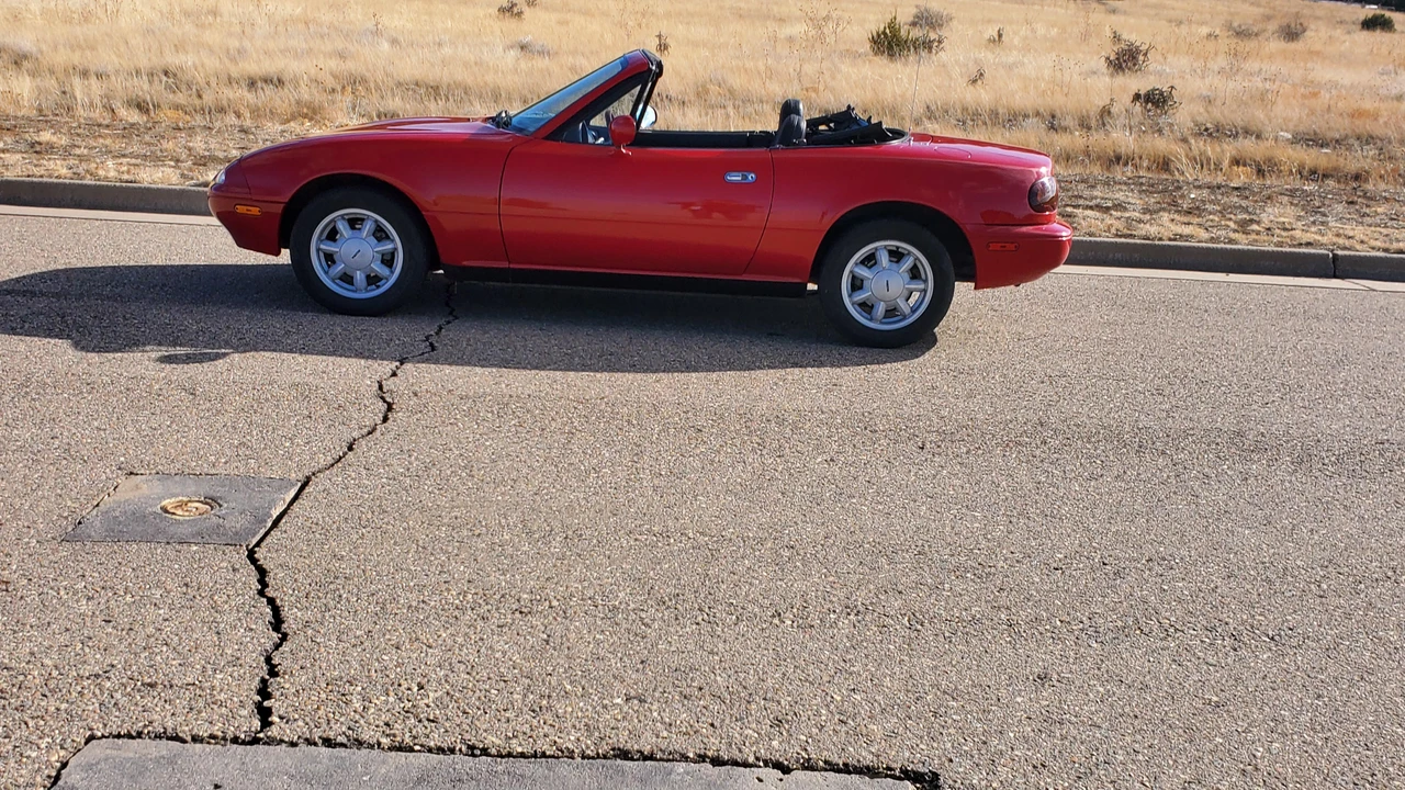 1991 Mazda NA MX-5 Miata - Image 9 of 31