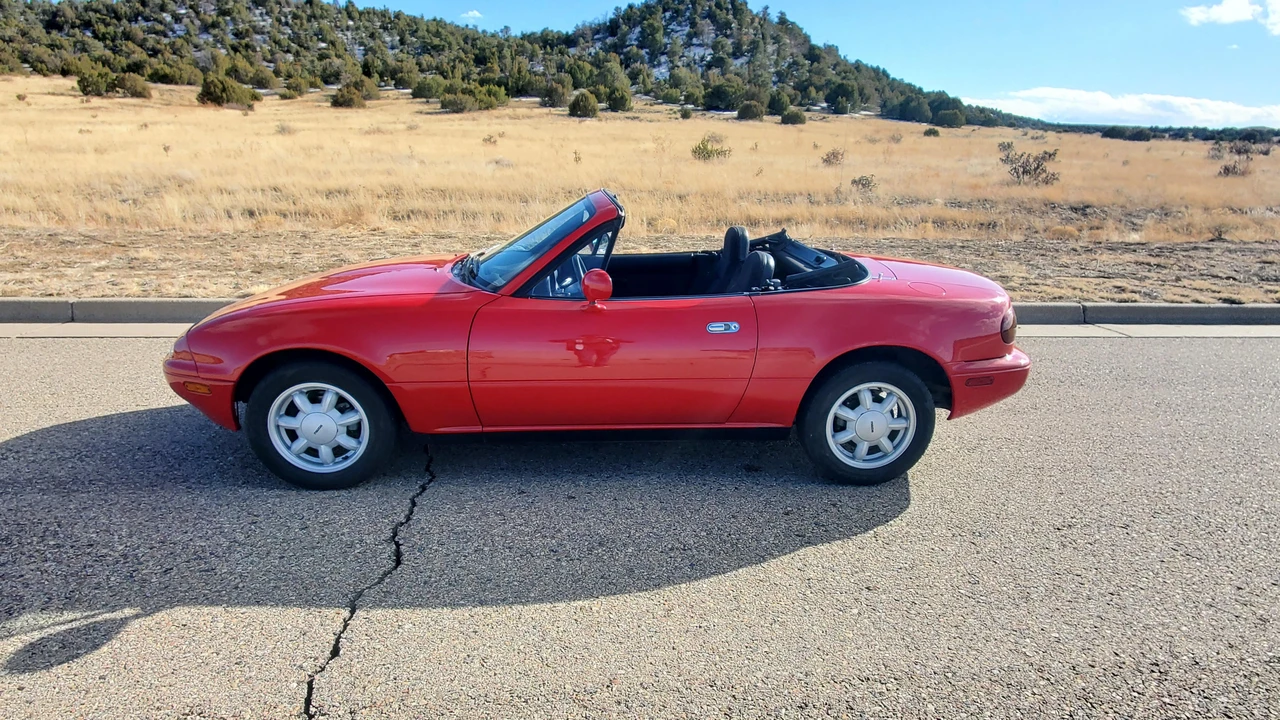 1991 Mazda NA MX-5 Miata - Image 8 of 31