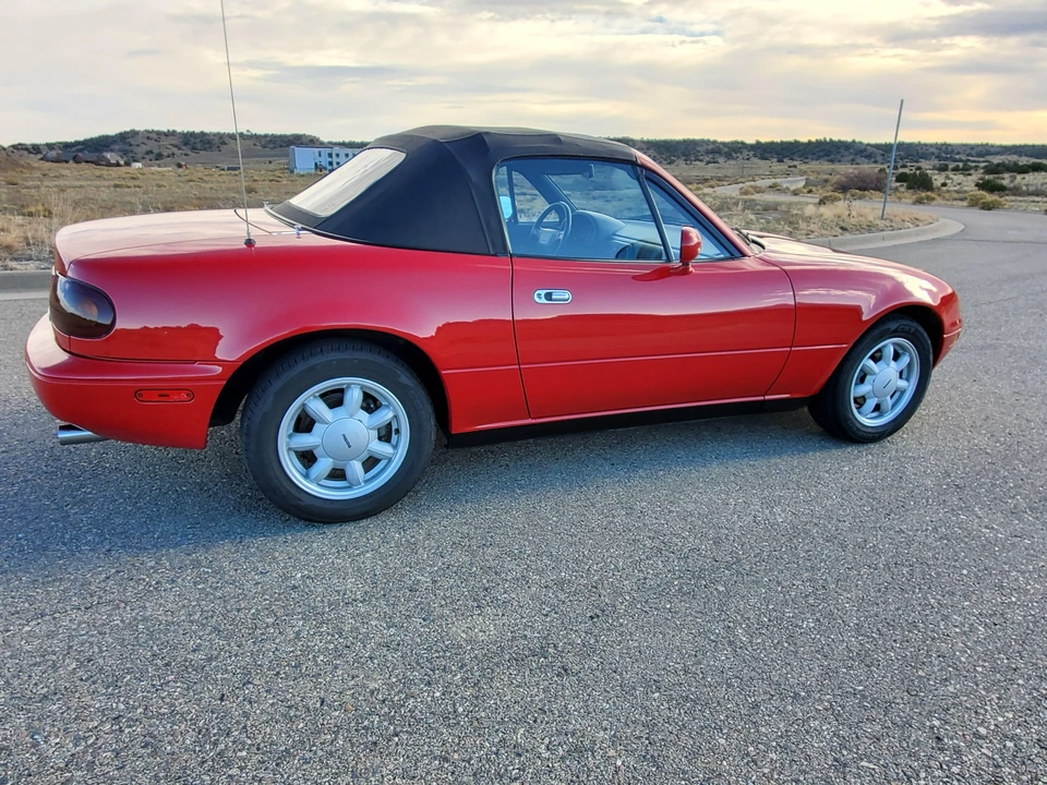 1991 Mazda NA MX-5 Miata - Image 28 of 31