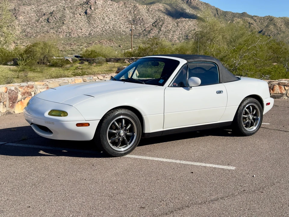 1991 Mazda NA MX-5 Miata - Image 11 of 31