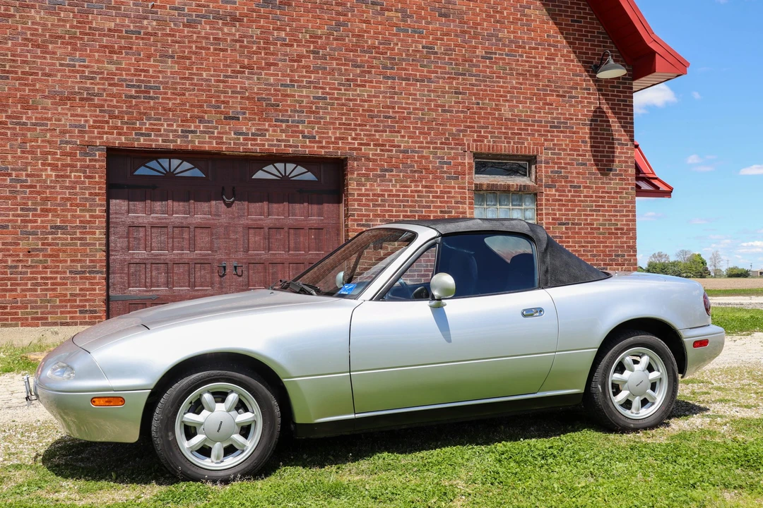 1991 Mazda NA MX-5 Miata - Image 15 of 31