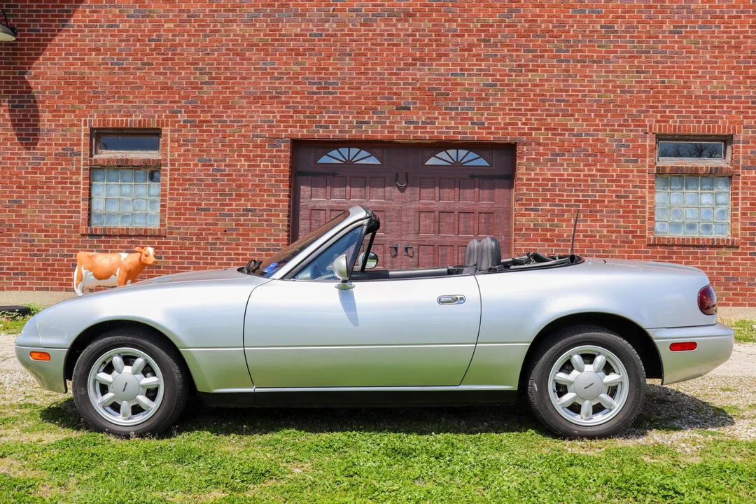 1991 Mazda NA MX-5 Miata - Image 21 of 31