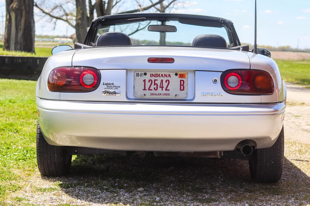 1991 Mazda NA MX-5 Miata - Image 30 of 31