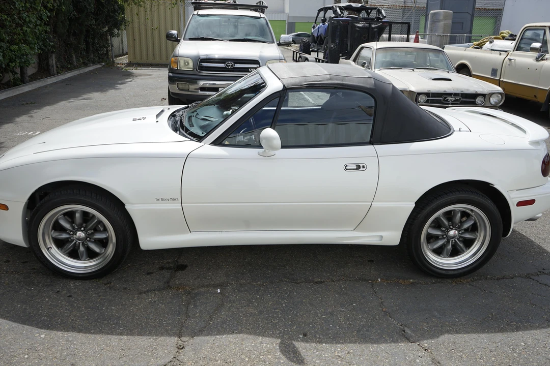 1991 Mazda NA MX-5 Miata - Image 14 of 31