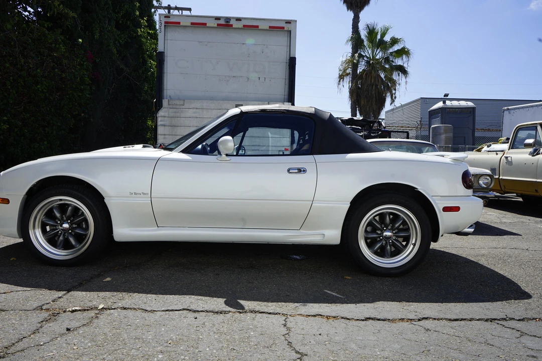 1991 Mazda NA MX-5 Miata - Image 16 of 31