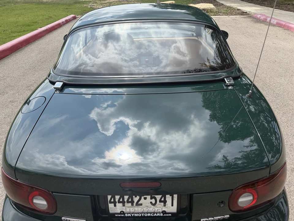 1991 Mazda NA MX-5 Miata - Image 9 of 27