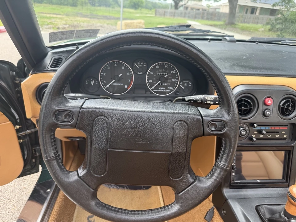 1991 Mazda NA MX-5 Miata - Image 21 of 27