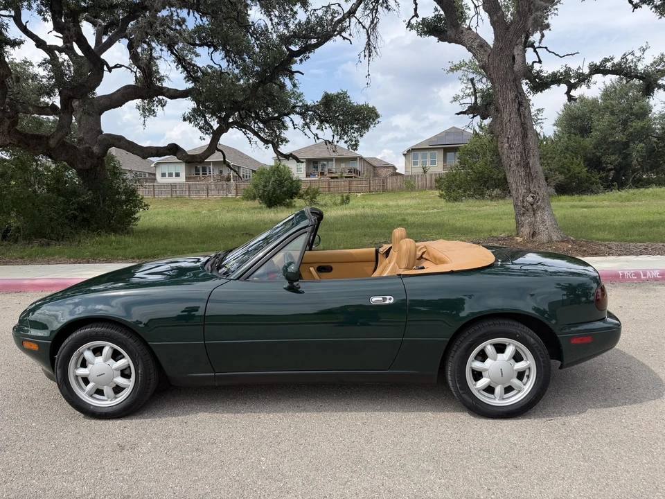 1991 Mazda NA MX-5 Miata - Image 17 of 27