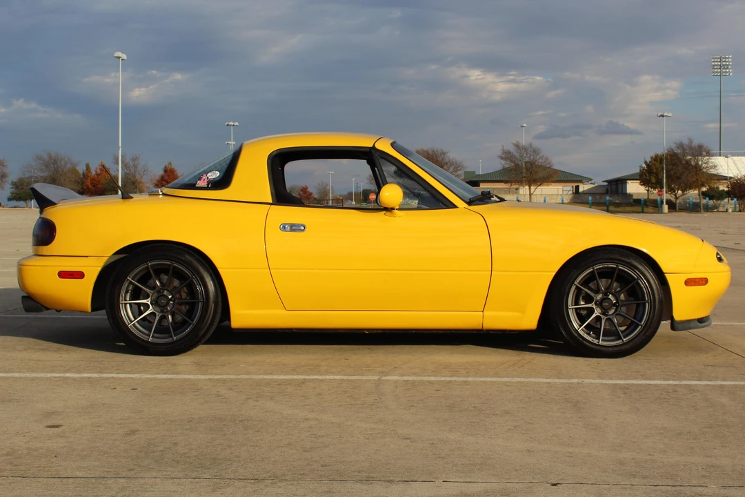 1991 Mazda NA MX-5 Miata - Image 3 of 5