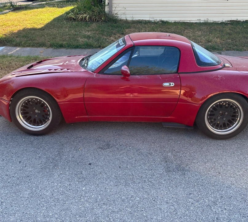 1991 Mazda NA MX-5 Miata - Image 5 of 5