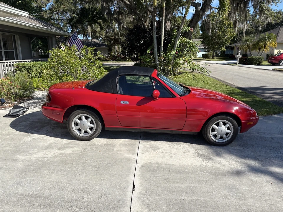 1991 Mazda NA MX-5 Miata - Image 2 of 21