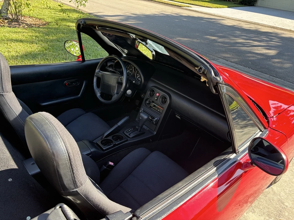 1991 Mazda NA MX-5 Miata - Image 17 of 21