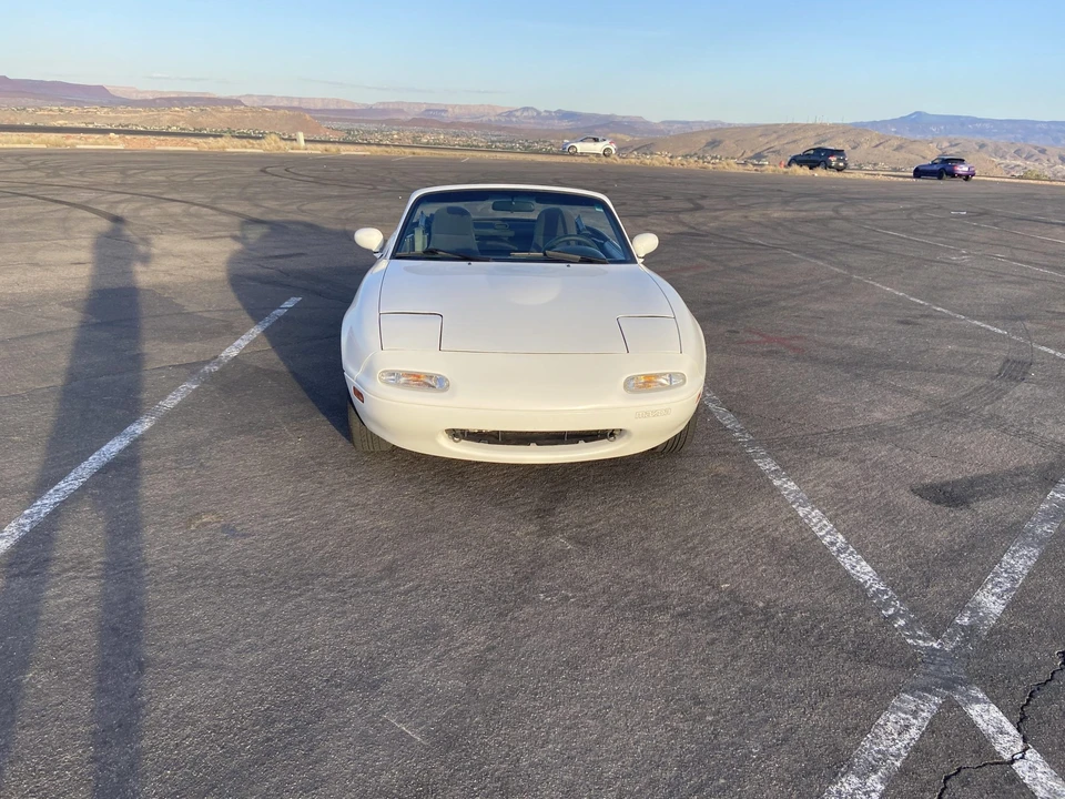 1991 Mazda NA MX-5 Miata - Image 5 of 31