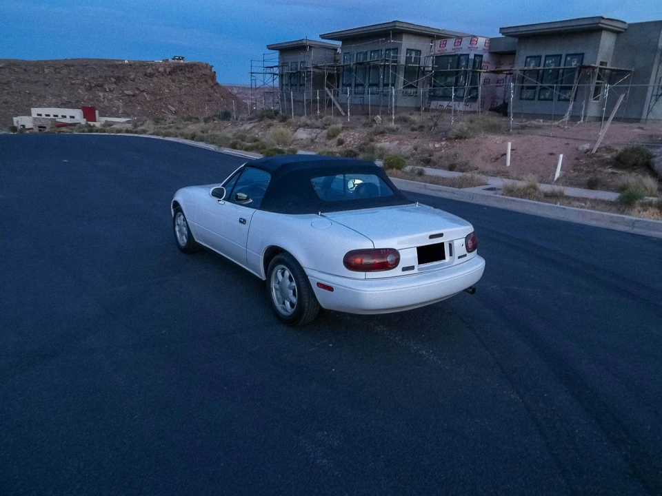 1991 Mazda NA MX-5 Miata - Image 25 of 31