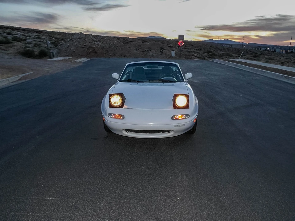 1991 Mazda NA MX-5 Miata - Image 30 of 31