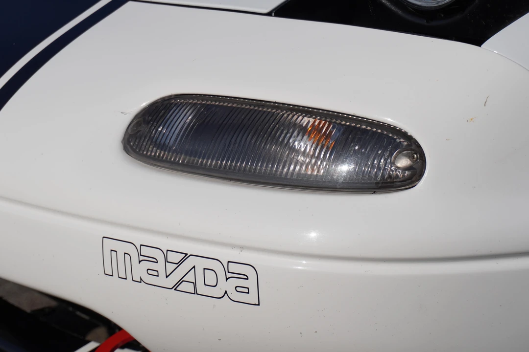 1991 Mazda NA MX-5 Miata - Image 25 of 31