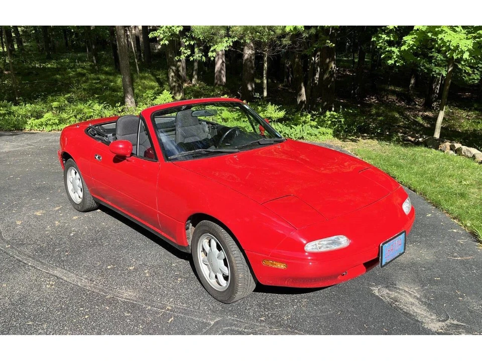 1991 Mazda NA MX-5 Miata - Image 2 of 31