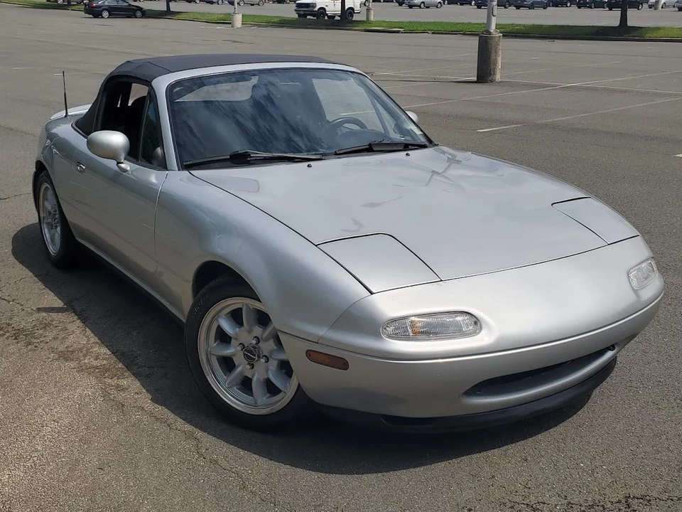 1991 Mazda NA MX-5 Miata - Image 18 of 31