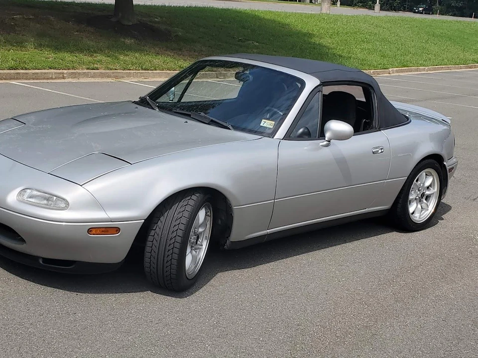 1991 Mazda NA MX-5 Miata - Image 8 of 31
