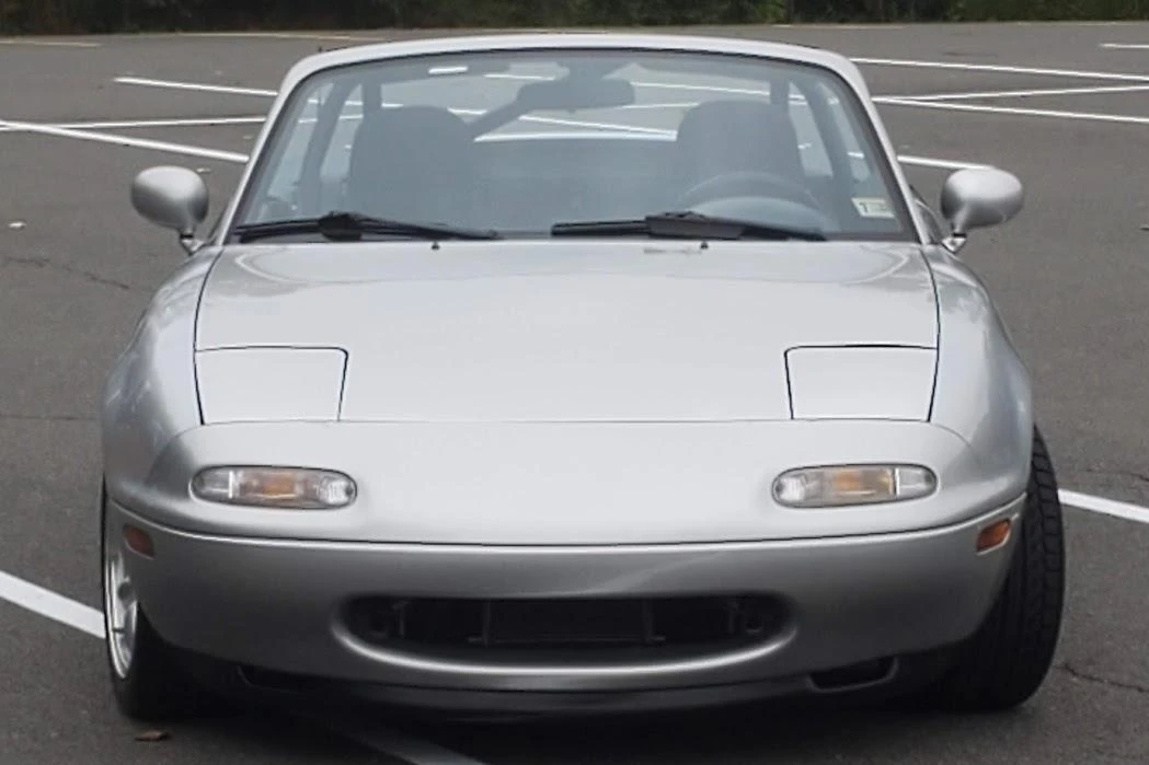 1991 Mazda NA MX-5 Miata - Image 2 of 31