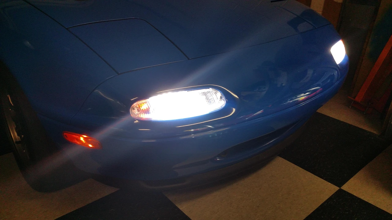 1991 Mazda NA MX-5 Miata - Image 7 of 7