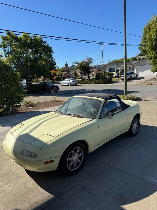 1991 Mazda NA MX-5 Miata - Image 2 of 4