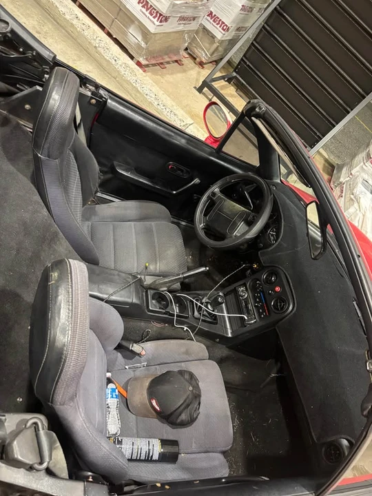 1991 Mazda NA MX-5 Miata - Image 2 of 3