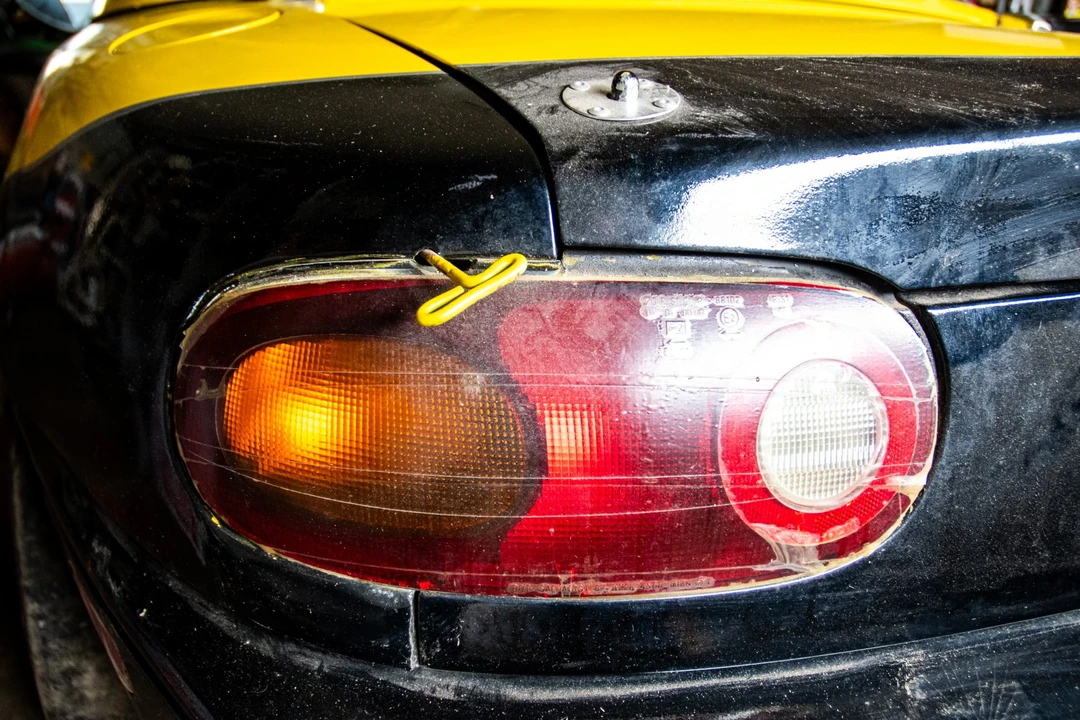 1991 Mazda NA MX-5 Miata - Image 28 of 31