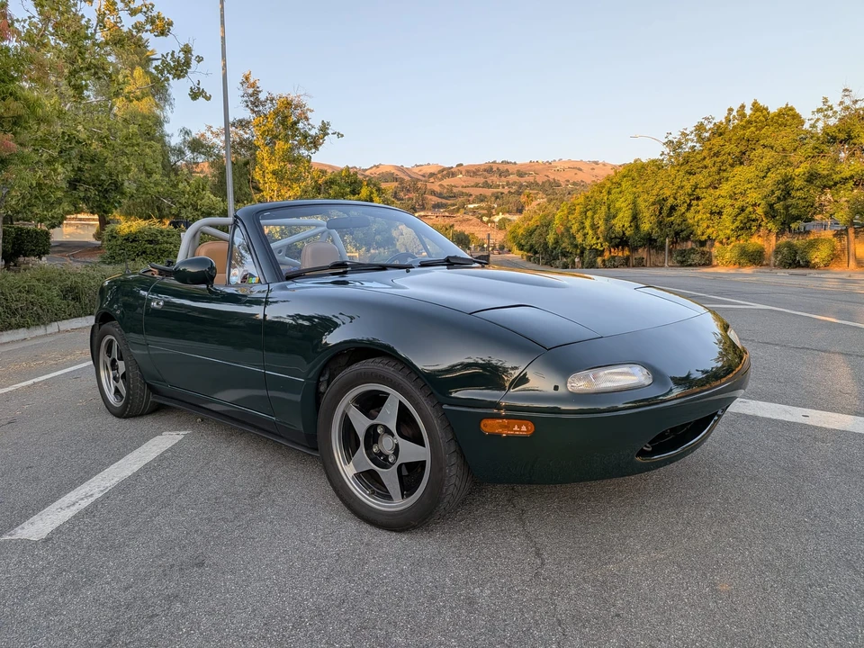 1991 Mazda NA MX-5 Miata - Image 2 of 31