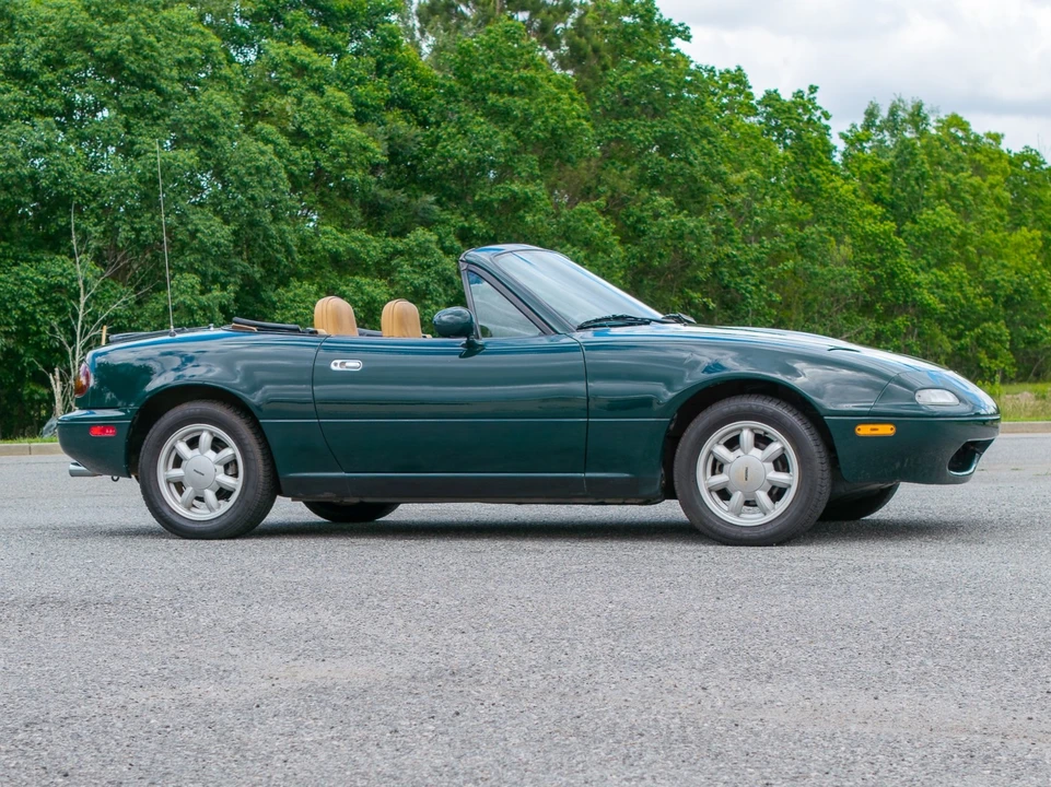 1991 Mazda NA MX-5 Miata - Image 9 of 31