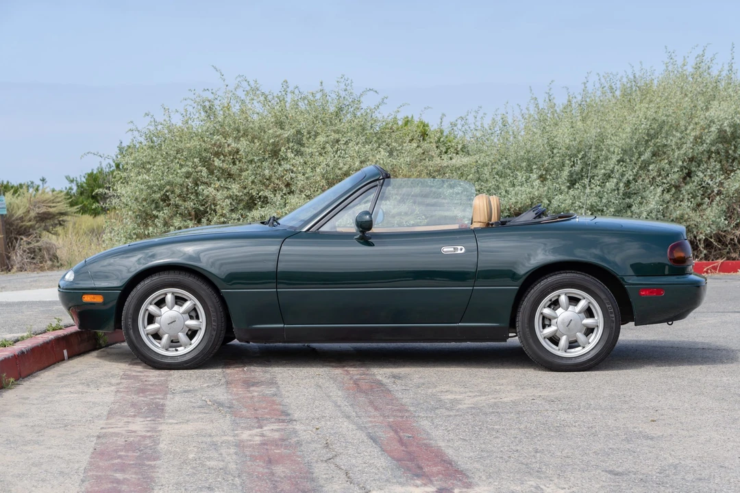 1991 Mazda NA MX-5 Miata - Image 8 of 31