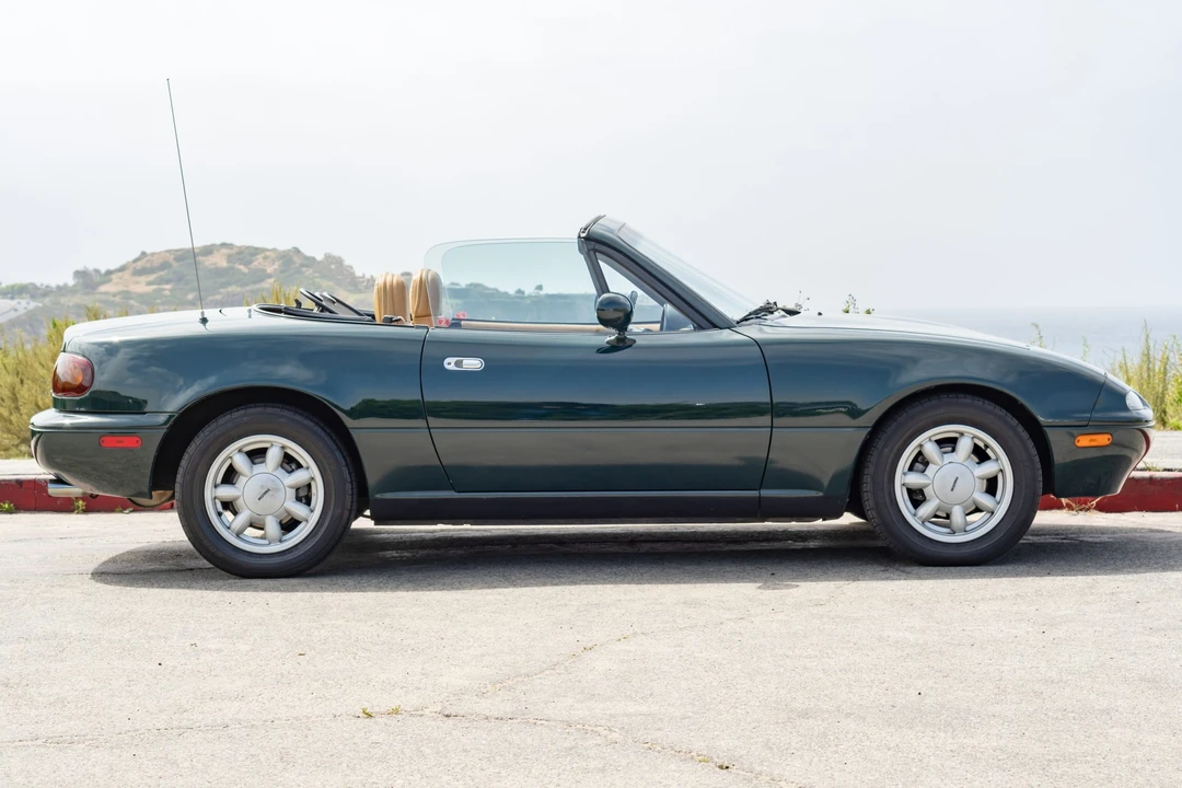 1991 Mazda NA MX-5 Miata - Image 4 of 31