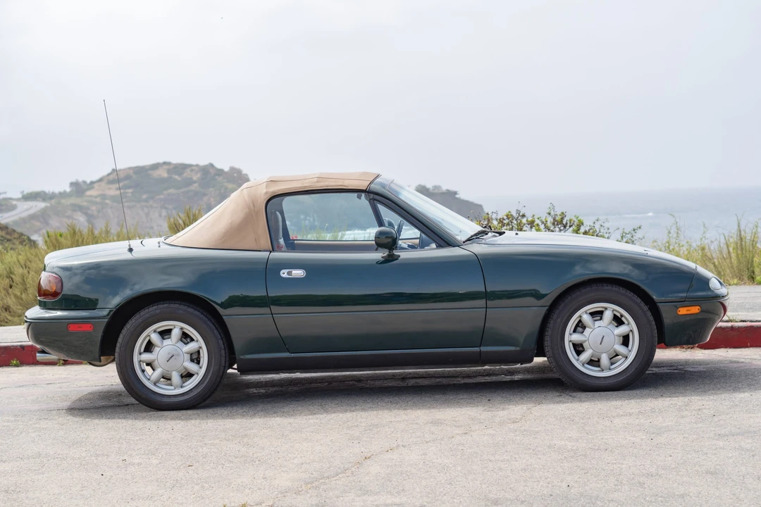 1991 Mazda NA MX-5 Miata - Image 12 of 31