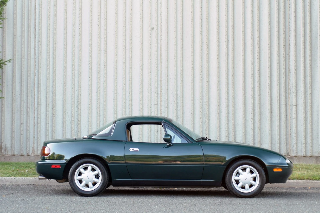 1991 Mazda NA MX-5 Miata - Image 6 of 31