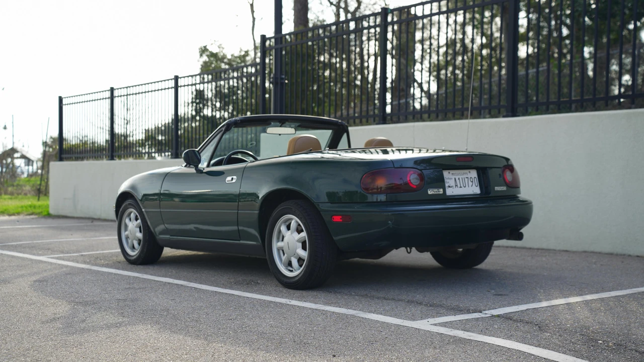 1991 Mazda NA MX-5 Miata - Image 7 of 31