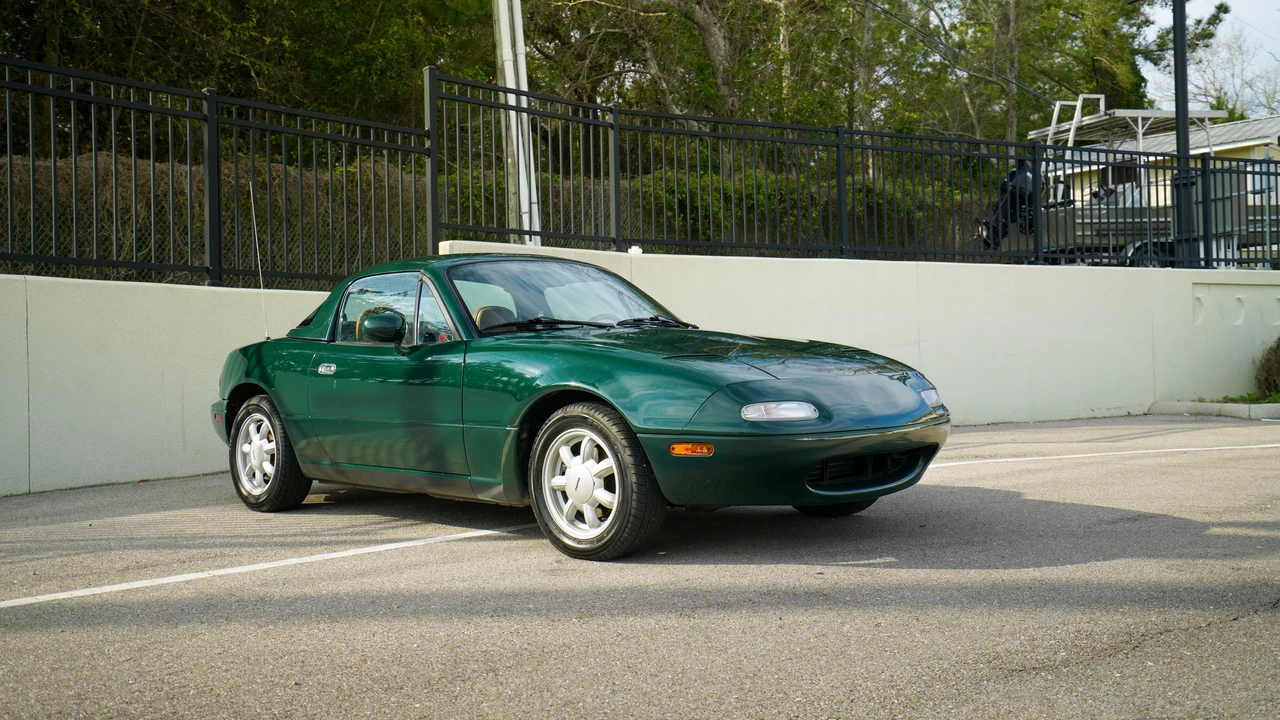 1991 Mazda NA MX-5 Miata - Image 22 of 31