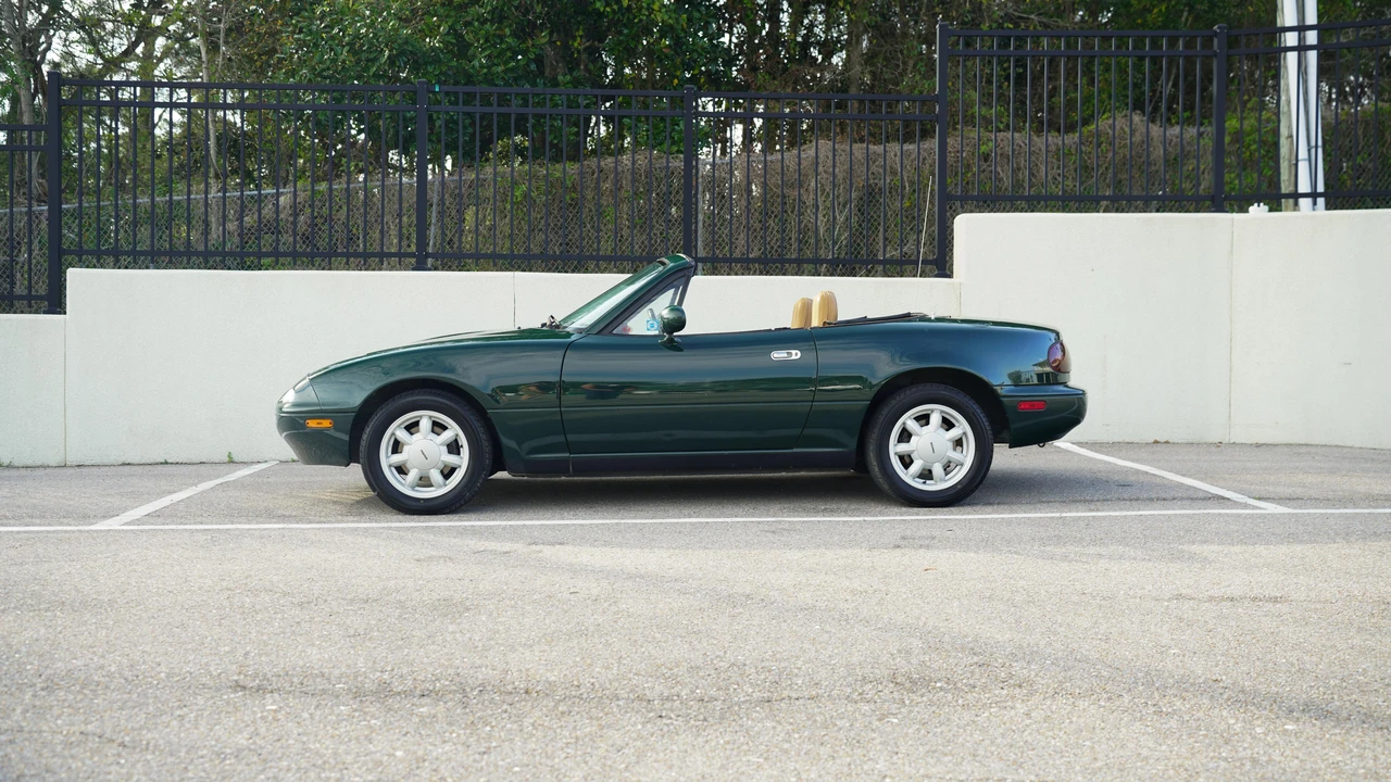 1991 Mazda NA MX-5 Miata - Image 6 of 31