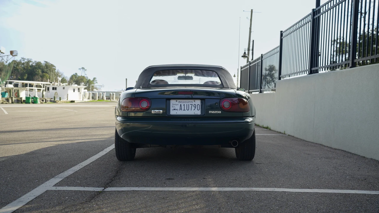 1991 Mazda NA MX-5 Miata - Image 11 of 31