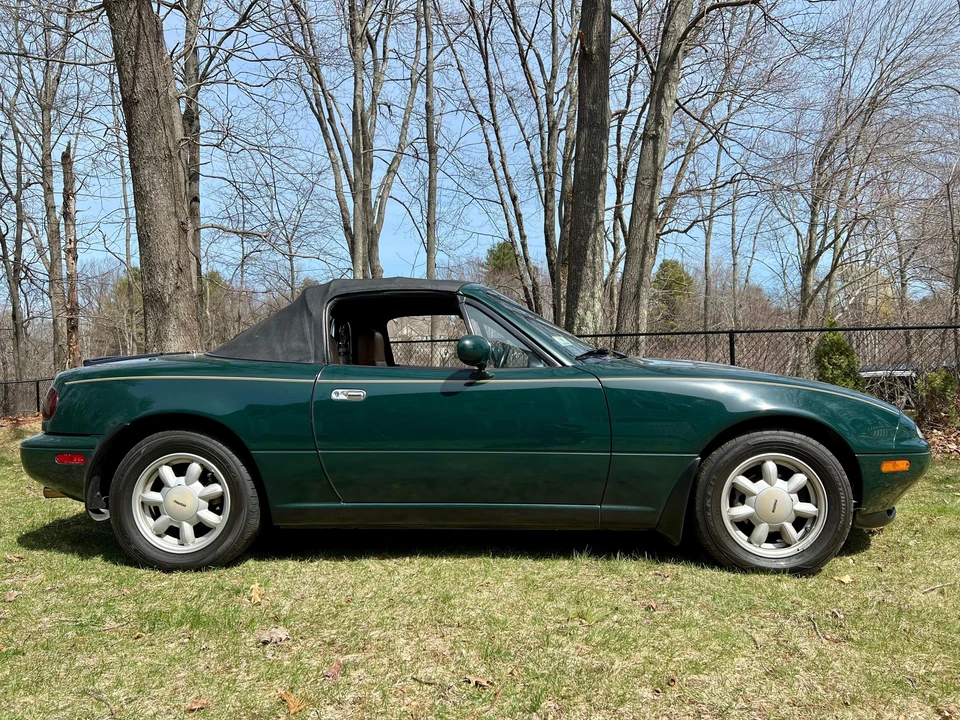 1991 Mazda NA MX-5 Miata - Image 16 of 31
