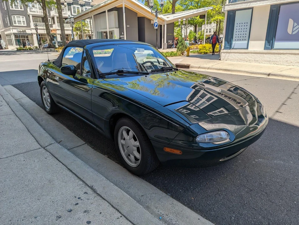 1991 Mazda NA MX-5 Miata - Image 11 of 16