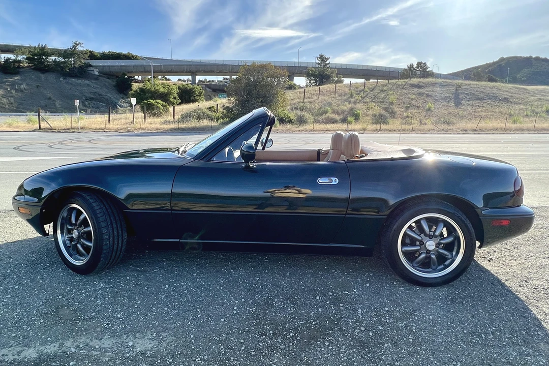 1991 Mazda NA MX-5 Miata - Image 3 of 31