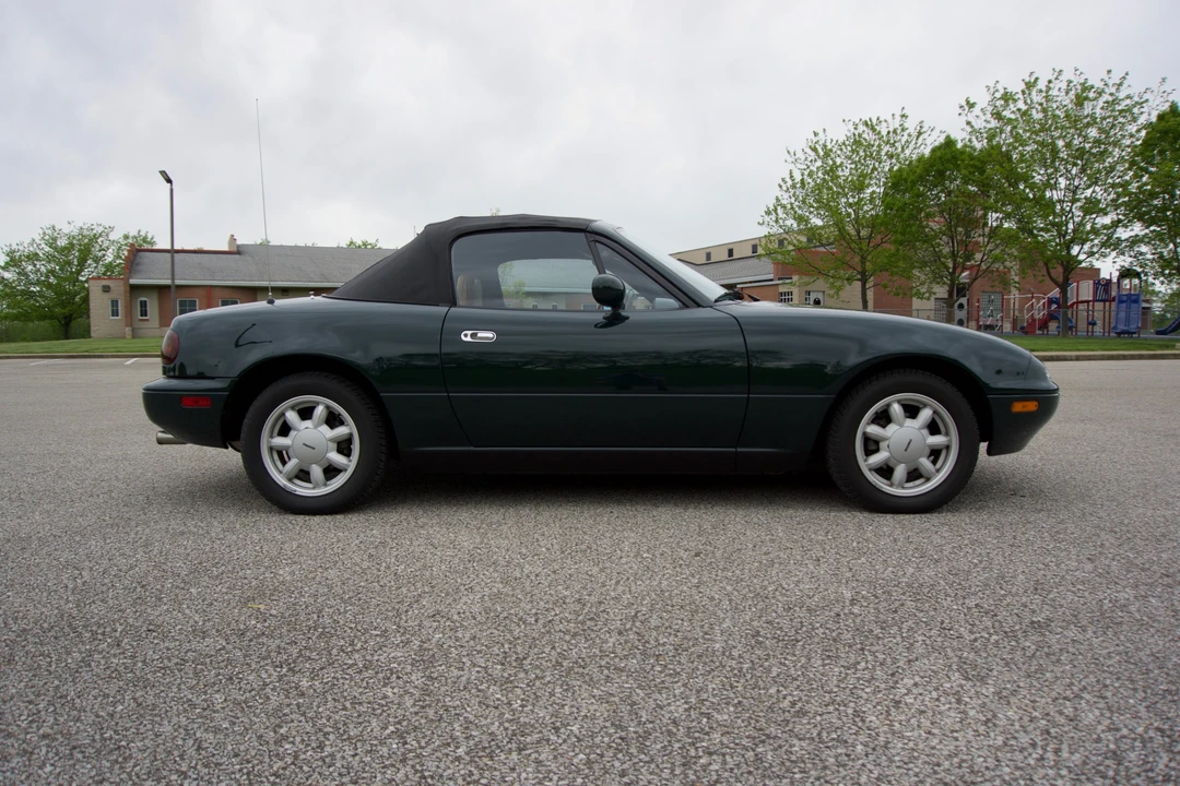 1991 Mazda NA MX-5 Miata - Image 21 of 31