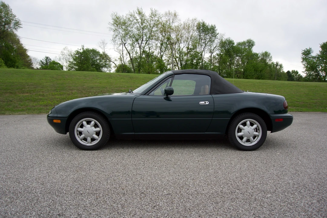 1991 Mazda NA MX-5 Miata - Image 15 of 31